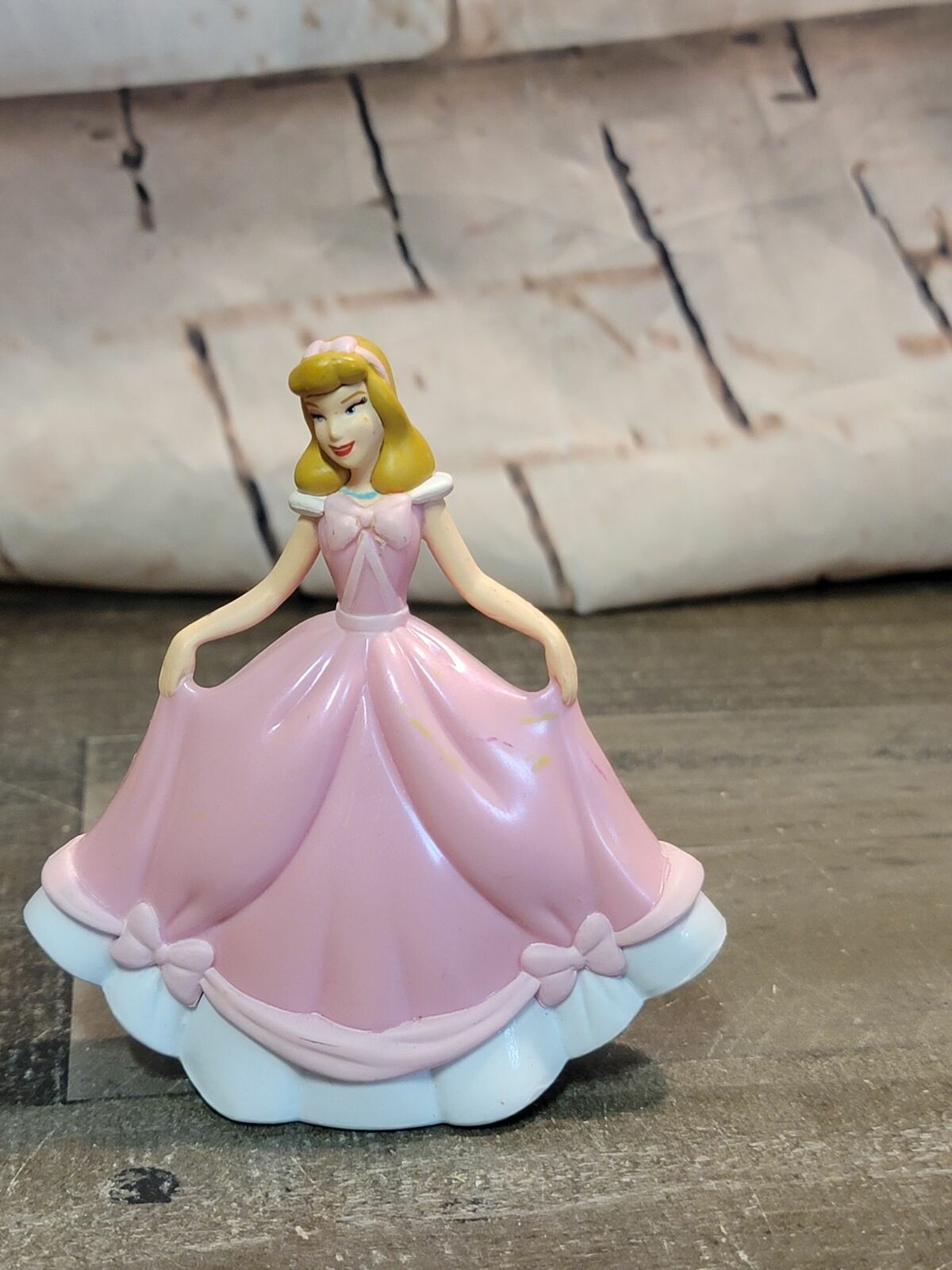 Young Princess Aurora Light Pink Dress Disney Toy Figure