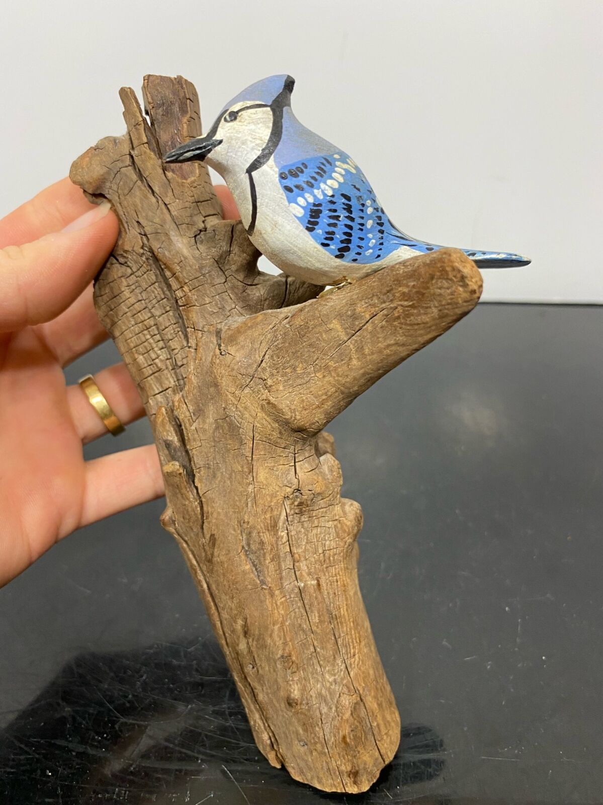 Vtg Hand Painted Carved Wood Bird Art Statue Figurine On Stump