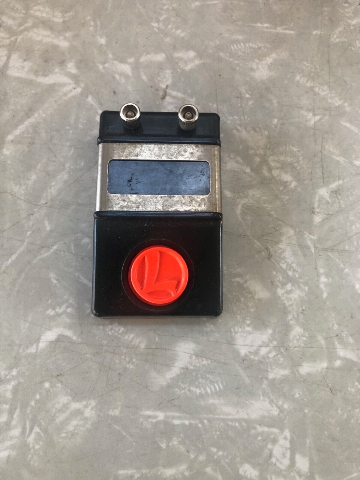Lionel  # 90  Control Button For Operating Accessories With Label Cover, Exc.