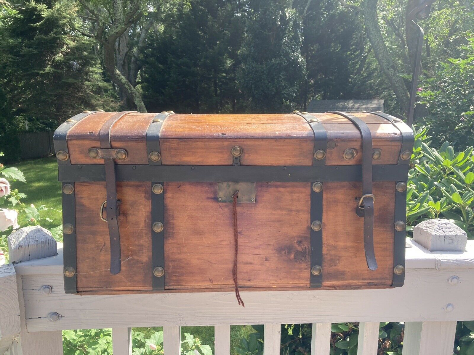 Jenny  Lind Antique 1800s Stagecoach  Steamer Wood Wooden Trunk Treasure Chest