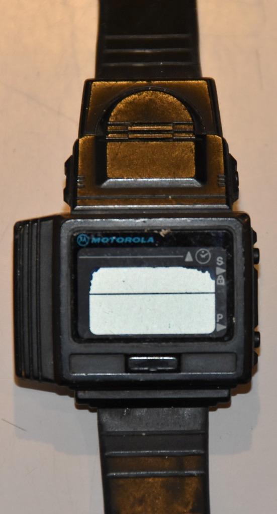 Pair Of Vintage Motorola Wrist Watch Pager Digital 1990 714brq299mr Watchpager