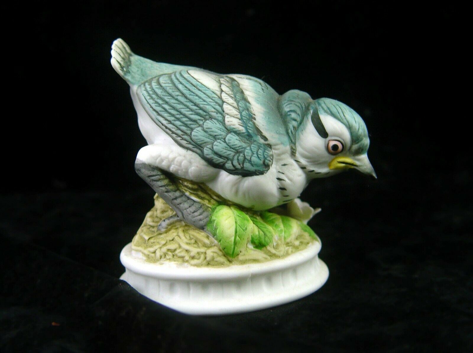 Vintage Lefton Blue Jay Figurine 3 1/2 Inches Tall Hand Painted